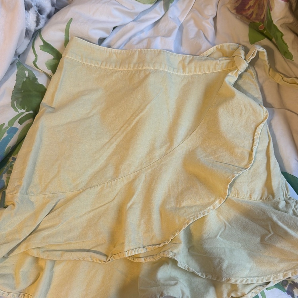 Yellow/Green O’Neill Wrap Skirt Women’s Size Small